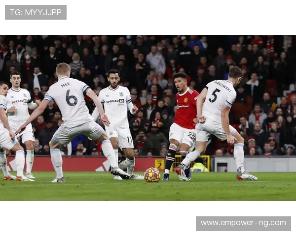 围绕伯恩利俱乐部的荣耀历史与英超征程全景解析重塑辉煌未来展望