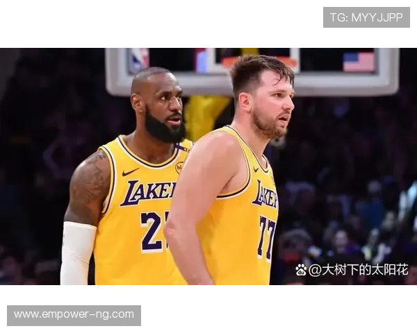 NBA今日焦点：詹姆斯与杜兰特的再度对决 勇士大胜湖人迎来季后赛曙光