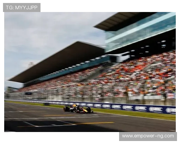 F1赛季激烈角逐各车队争夺荣耀 赛道上演精彩对决