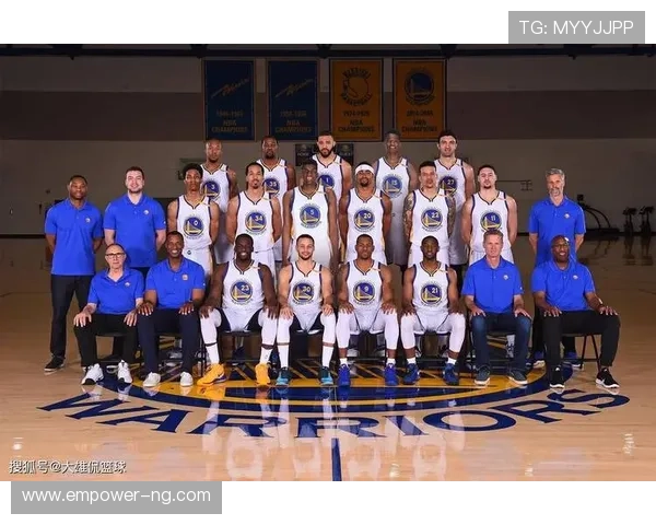 NBA魔术比分起伏揭示球队攻防表现与赛季走势解析